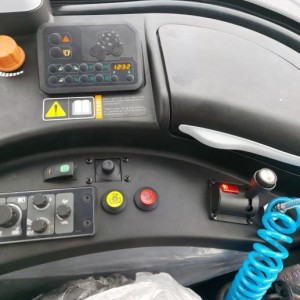 traktor ARMATRAC 1004 Lux CRD4