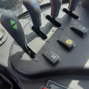 traktor ARMATRAC 1104 Lux CRD