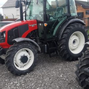 traktor ARMATRAC 504e