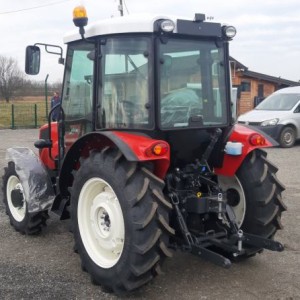 traktor ARMATRAC 584e