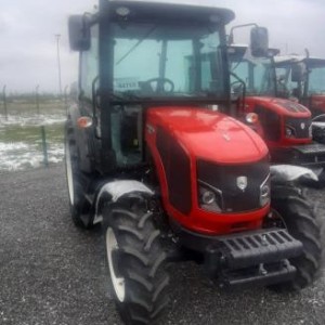 traktor ARMATRAC 604e