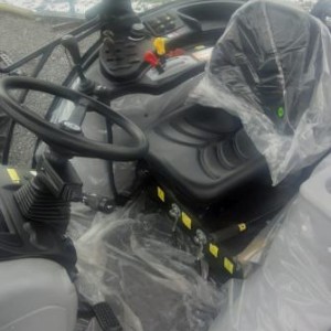 traktor ARMATRAC 604e