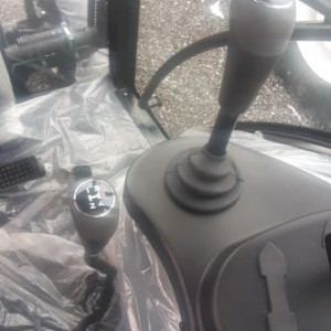 traktor ARMATRAC 604e
