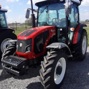 traktor ARMATRAC 704e+ T0