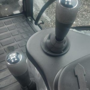 traktor ARMATRAC 854e+ T0