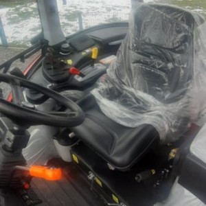 traktor ARMATRAC 854e+