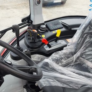 traktor ARMATRAC 904e+