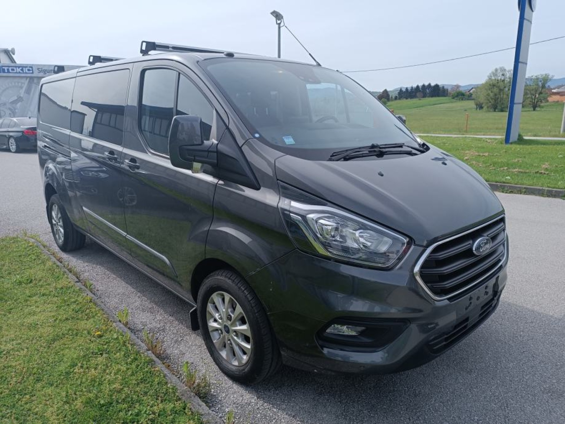 Ford Transit Custom 2.0 TDCi dupla kabina limited edition