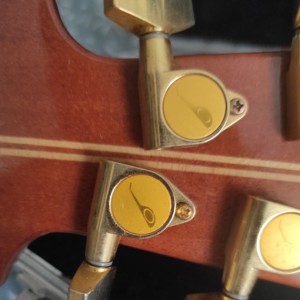 Gitara Ovation legend 2077LX, USA