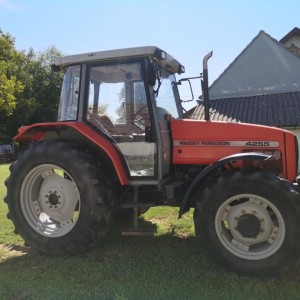 Massey Ferguson 4255