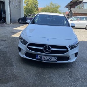Mercedes-Benz A-klasa 200 * AUTOMATIK * REG. GODINU DANA *