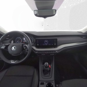 Škoda Octavia Combi 2,0 TDI *svojim kamionima uvozimo-do registracije*