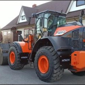 Hitachi ZW220-6 Masa 18,6 T 2018