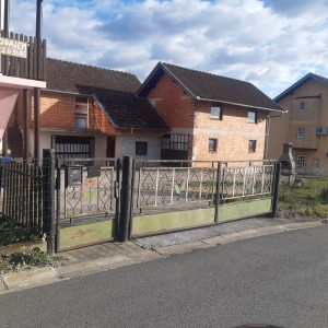 Kuča i građevinsko zemljište Sesvete Kraljevečki Novaki