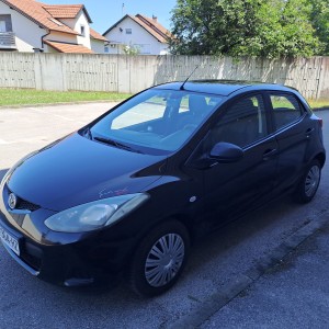Mazda 2, 1.3 benzin, 2008.