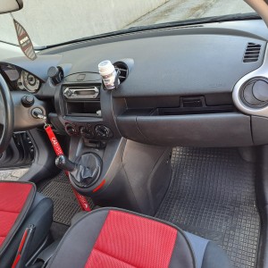 Mazda 2, 1.3 benzin, 2008.