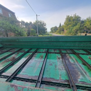Prikolica za gnoj