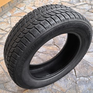 Gume zimske Bridgestone Blizzak LM-25 M+S 195/60 R16 89H