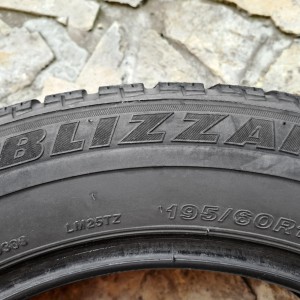 Gume zimske Bridgestone Blizzak LM-25 M+S 195/60 R16 89H