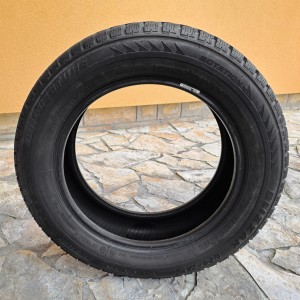 Gume zimske Bridgestone Blizzak LM-25 M+S 195/60 R16 89H