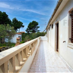 Kuća s bazenom za odmor - Splitska (Brač)