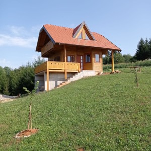 Emaus drvene kuće