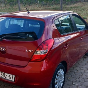 Prodajem Hyundai i 20