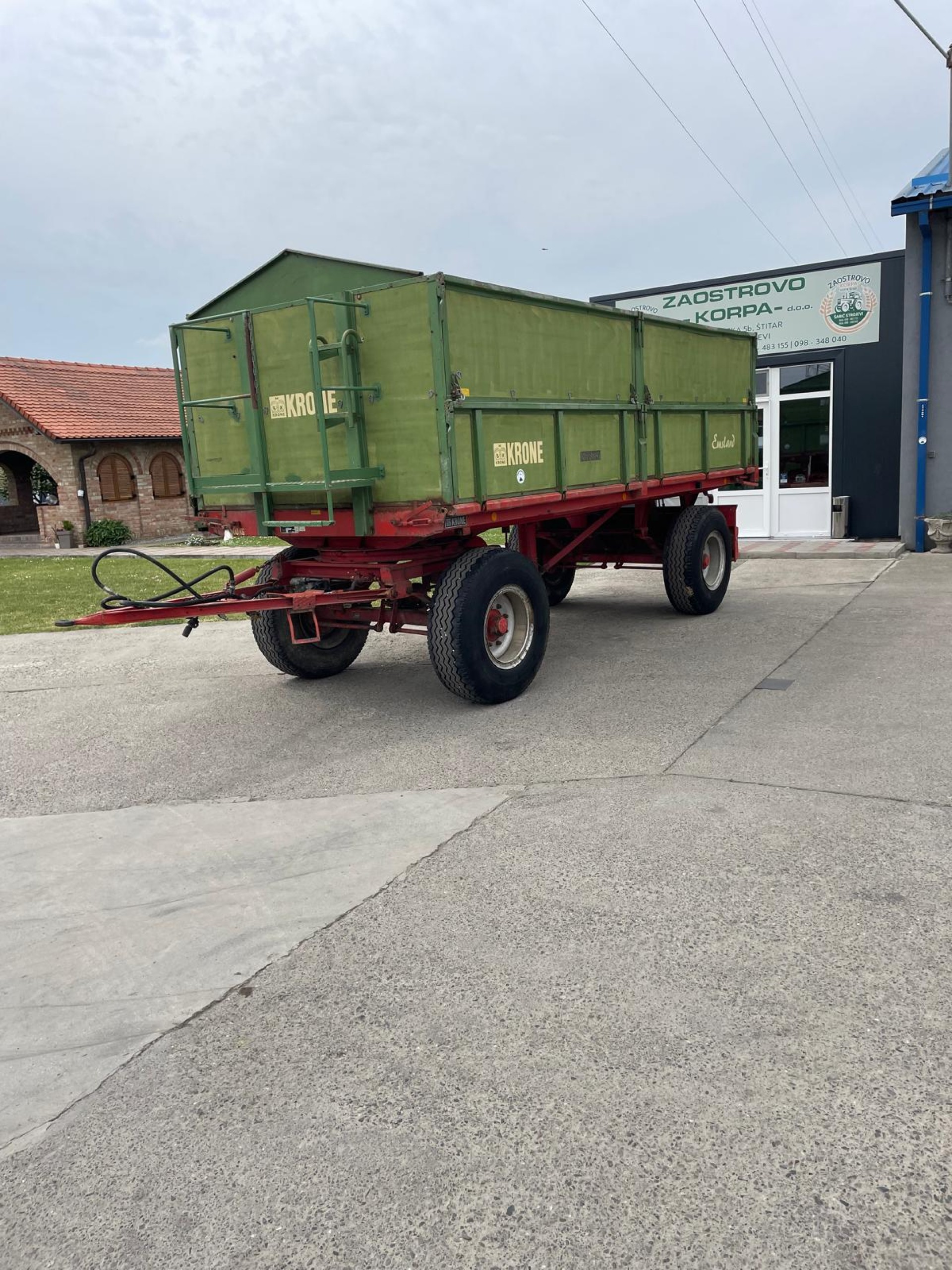 PRIKOLICA KRONE 16 T