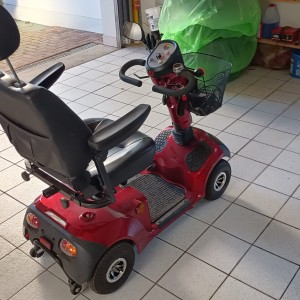 Vozilo za starije osobe