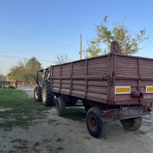Prikolica trostrani kiper 9 tona