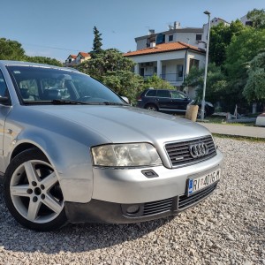 AUDI A6 2.5TDI Quattro