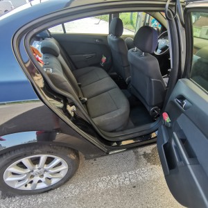 Opel astra h 1.6