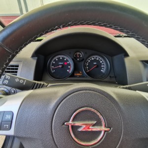 Opel astra h 1.6
