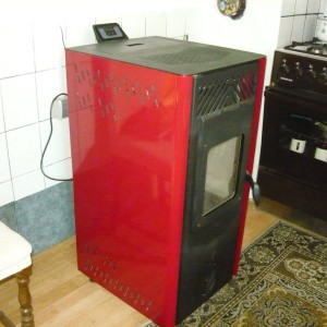 Prodajem peć na pelete