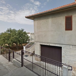 ZADAR - BIBINJE - Kuća sa okućnicom za dugoročni najam