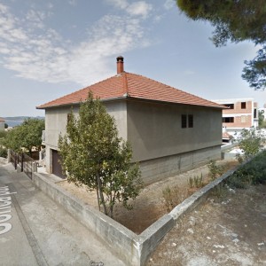 ZADAR - BIBINJE - Kuća sa okućnicom za dugoročni najam