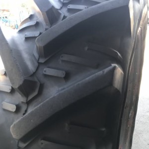 Guma za traktor s felgom