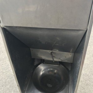 Hranilice za svinje STALKO- DOSTUPNE I U ZAGREBU (HR.LESK.) (BROJ 5)