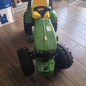 IGRAČKA TRAKTOR JOHN DEERE 7930