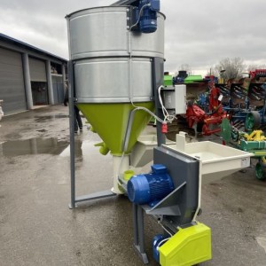 MJEŠAONA 1000KG S MLINOM NOVA
