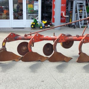 PLUG KVERNELAND 4 BRAZDE