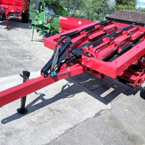 SITNILICA ŽETVENIH OSTATAKA COMODOR 450 NOVO