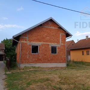 Nedovršena kuća - Nijemci