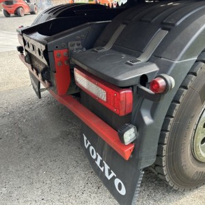 Tegljač Volvo FH500, 2017 god.