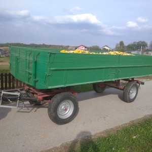 Prikolica kiper