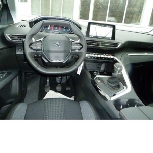 Peugeot 5008 ACTIVE 1.6 BLUE HDI