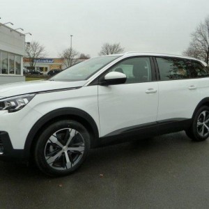 Peugeot 5008 ACTIVE 1.6 BLUE HDI
