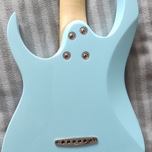 Mikro (3/4 duljine) električna gitara Ibanez GRGM21C2GB i futrola