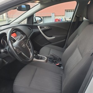 Opel Astra 1.6 (registrirana do 6/2024)