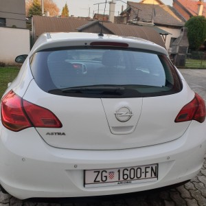 Opel Astra 1.6 (registrirana do 6/2024)